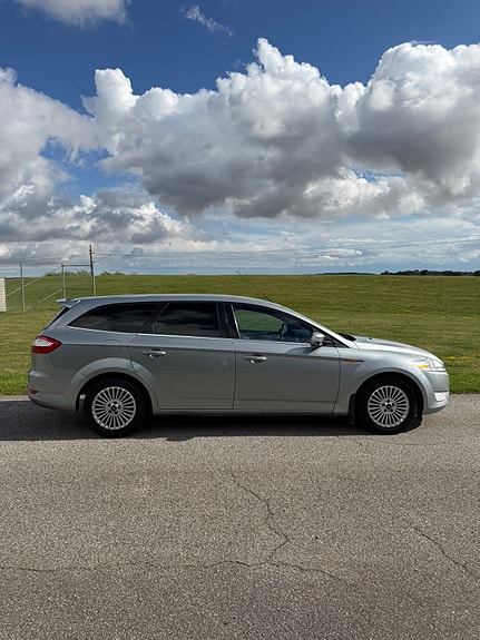 Ford Mondeo 5 of 18