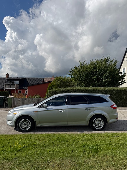 Ford Mondeo 3 of 18