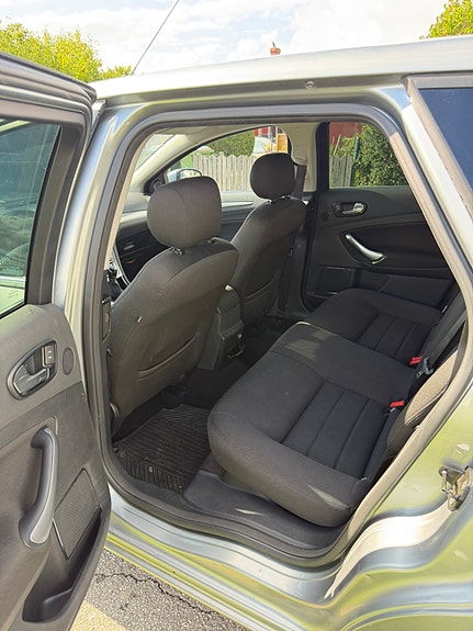 Ford Mondeo 10 of 18