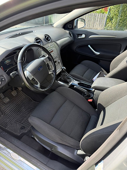 Ford Mondeo 8 of 18