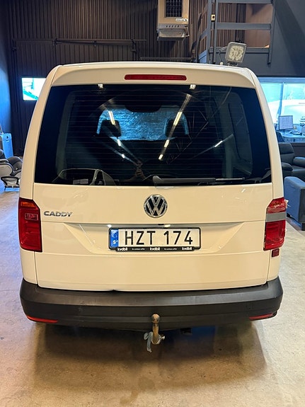 Volkswagen Caddy Maxi 7 of 16