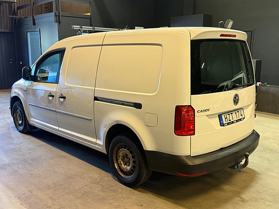 Volkswagen Caddy Maxi 8 of 16