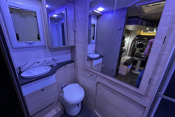 Chausson 630 PROFILE FIRST LINE 170hk - 2x ENKELBÄDDAR + STOR SITTGRUPP 25 of 30