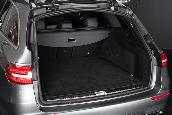 Mercedes-Benz E400 5 of 25