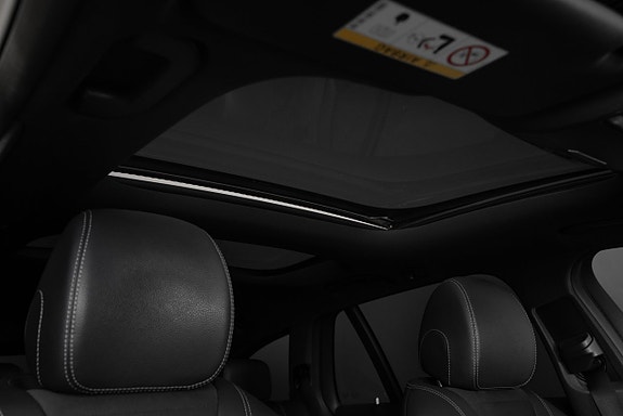 Mercedes-Benz E400 18 of 25