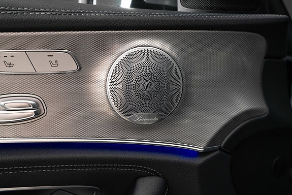 Mercedes-Benz E400 11 of 25