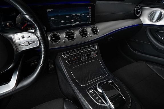 Mercedes-Benz E400 13 of 25