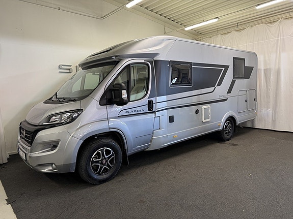 Adria COMPACT SUPREME SC *QUEENBÄDD* 450 mil