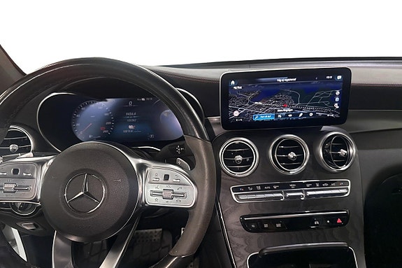 Mercedes-Benz GLC300 de 8 of 12