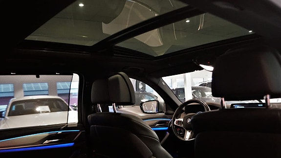 BMW 530i 23 of 27