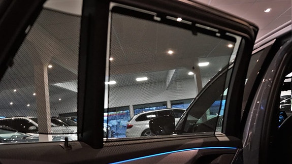 BMW 530i 24 of 27