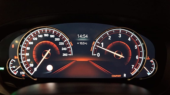 BMW 530i 12 of 27