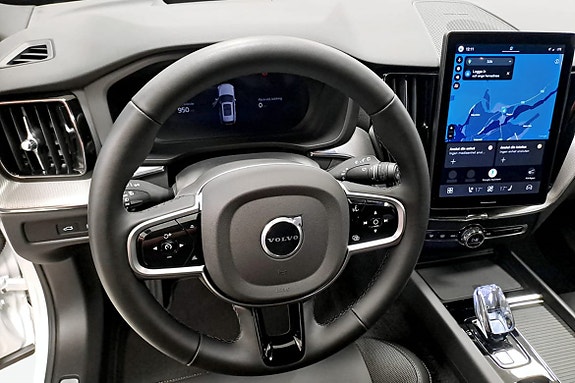 Volvo XC60 7 of 14