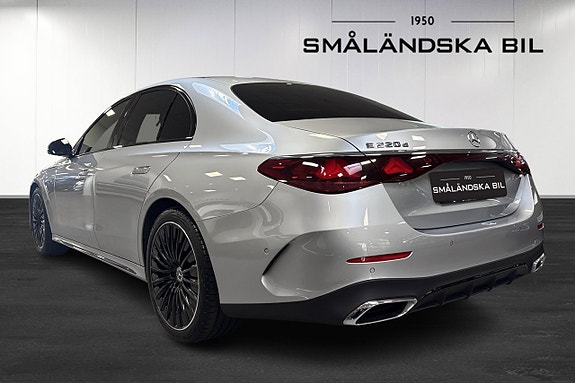 Mercedes-Benz E220 d 3 of 11