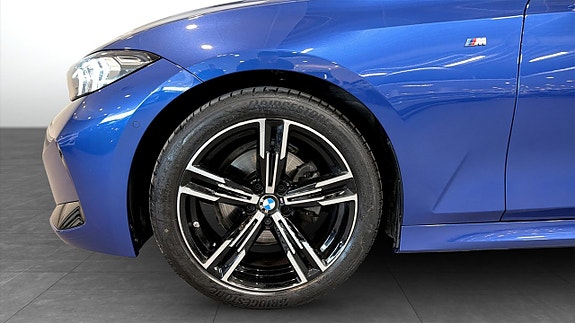 BMW 320 9 of 13
