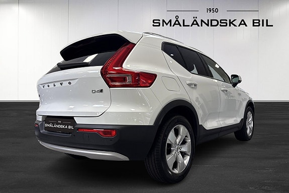 Volvo XC40 4 of 11