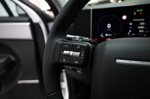 Hyundai Santa Fe 16 of 28
