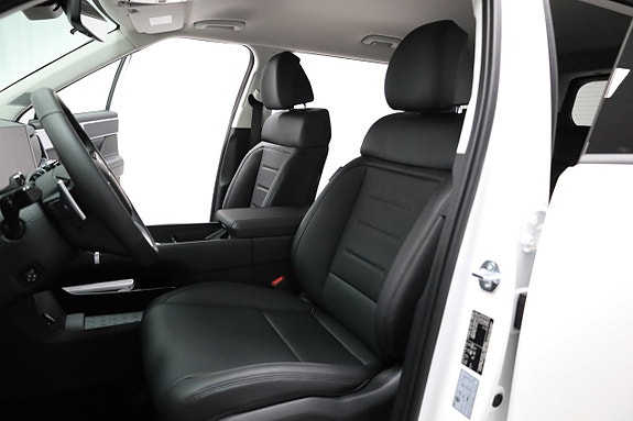 Hyundai Santa Fe 23 of 28