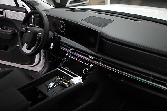 Hyundai Santa Fe 14 of 28
