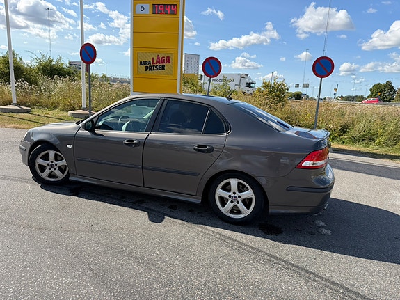 Saab 9-3 5 of 5