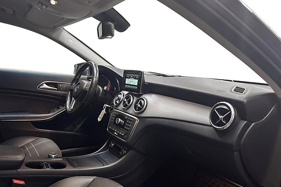 Mercedes-Benz GLA200 d 9 of 11