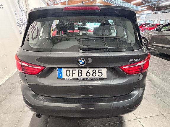 BMW 218i 4 of 16