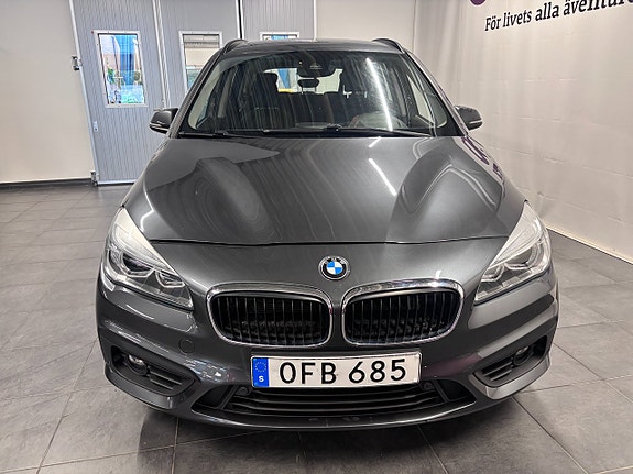 BMW 218i 2 of 16