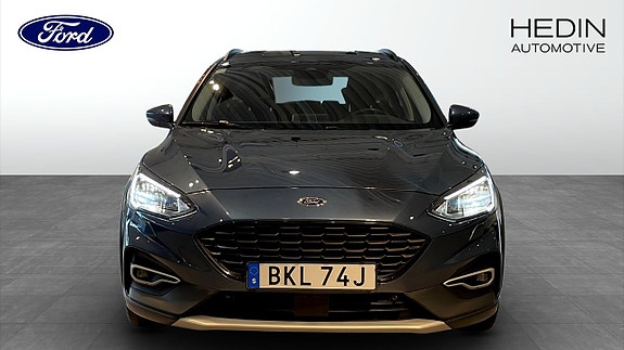 Ford Focus 8 of 12