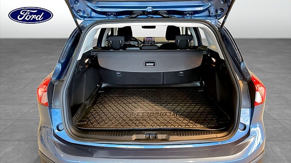 Ford Focus 10 of 12