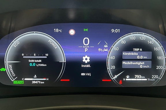Toyota C-HR 15 of 22