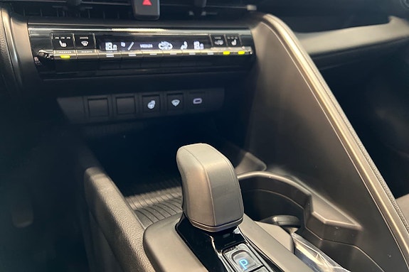 Toyota C-HR 20 of 22