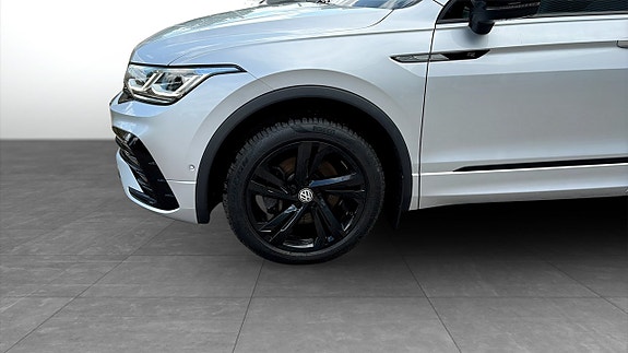 Volkswagen Tiguan 6 of 13