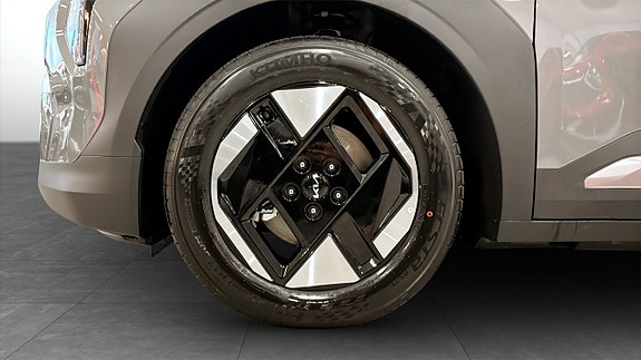 Kia EV3 9 of 14