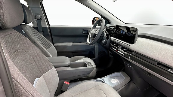 Kia EV3 3 of 14