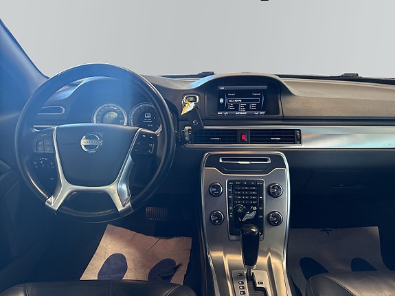 Volvo V70 9 of 13