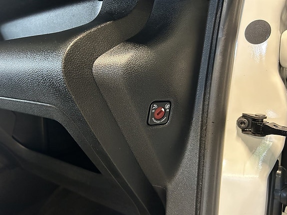 Peugeot Partner 23 of 23