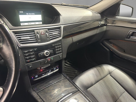 Mercedes-Benz E220 16 of 20
