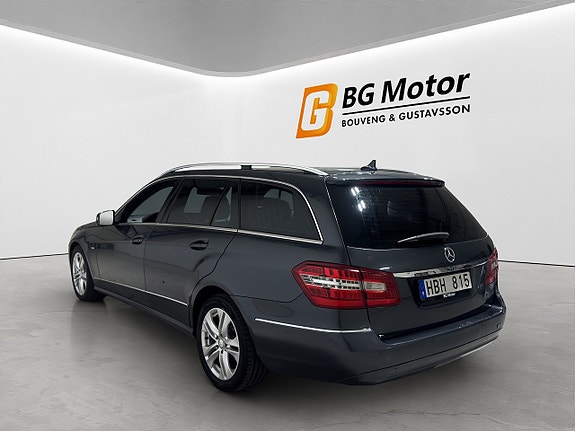 Mercedes-Benz E220 6 of 20