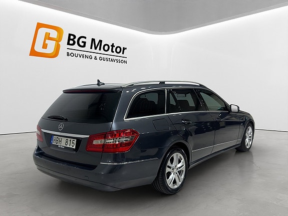 Mercedes-Benz E220 4 of 20