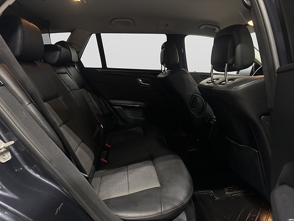 Mercedes-Benz E220 10 of 20