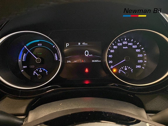 Kia Ceed 10 of 16