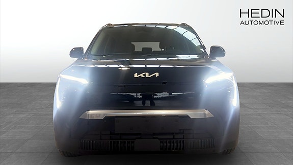 Kia EV3 8 of 12