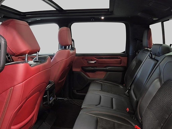 Dodge RAM 1500 17 of 18