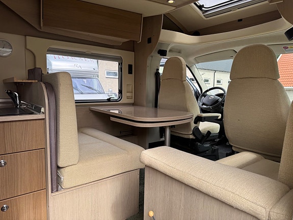 Fiat Bürstner Ixeo Time 726 2.3 MultiJet 131hk/AC/Långbäddar/ Sänksäng 11 of 30