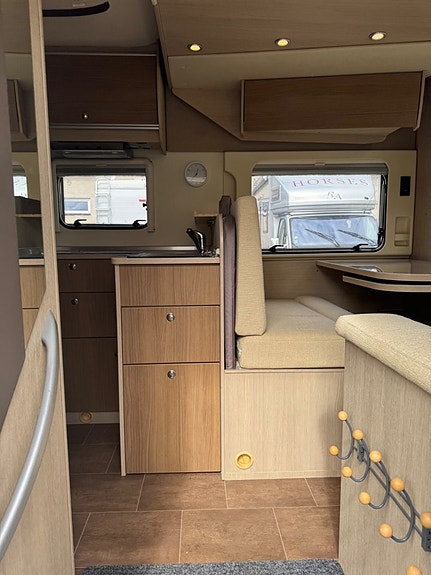 Fiat Bürstner Ixeo Time 726 2.3 MultiJet 131hk/AC/Långbäddar/ Sänksäng 10 of 30