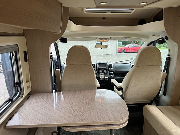 Fiat Bürstner Ixeo Time 726 2.3 MultiJet 131hk/AC/Långbäddar/ Sänksäng 13 of 30