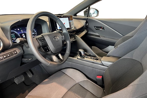 Toyota C-HR 13 of 22