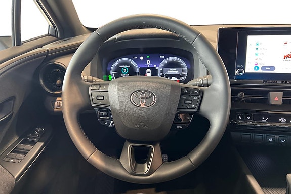 Toyota C-HR 10 of 22