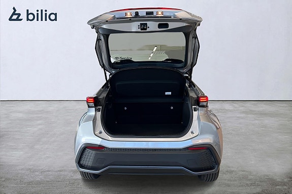 Toyota C-HR 11 of 22