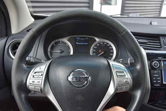Nissan Navara 18 of 22